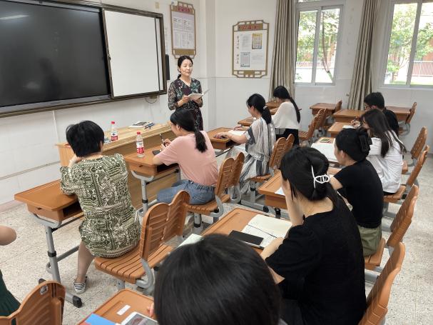 20240830校本培训通讯稿（新）_html_5294491d.jpg