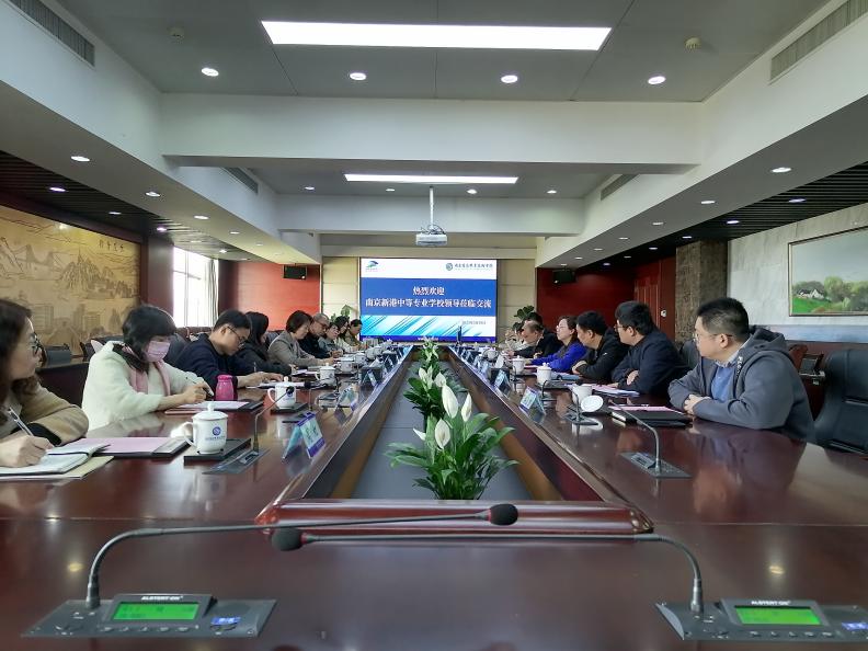 校际交流促成长   携手同行育人路_html_72efe2c3.jpg