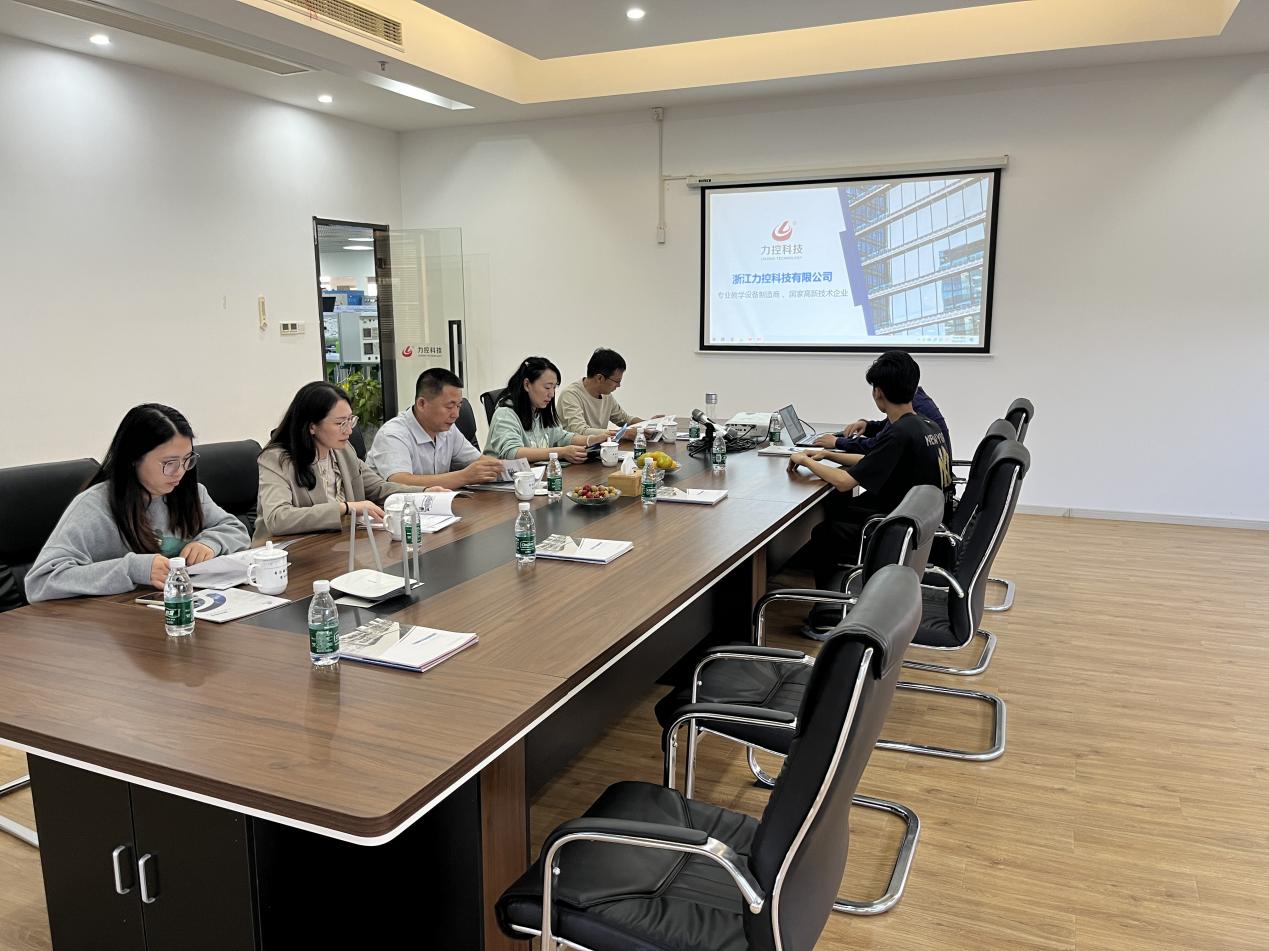 搭建产教融合新桥梁_html_3005ddb0.jpg