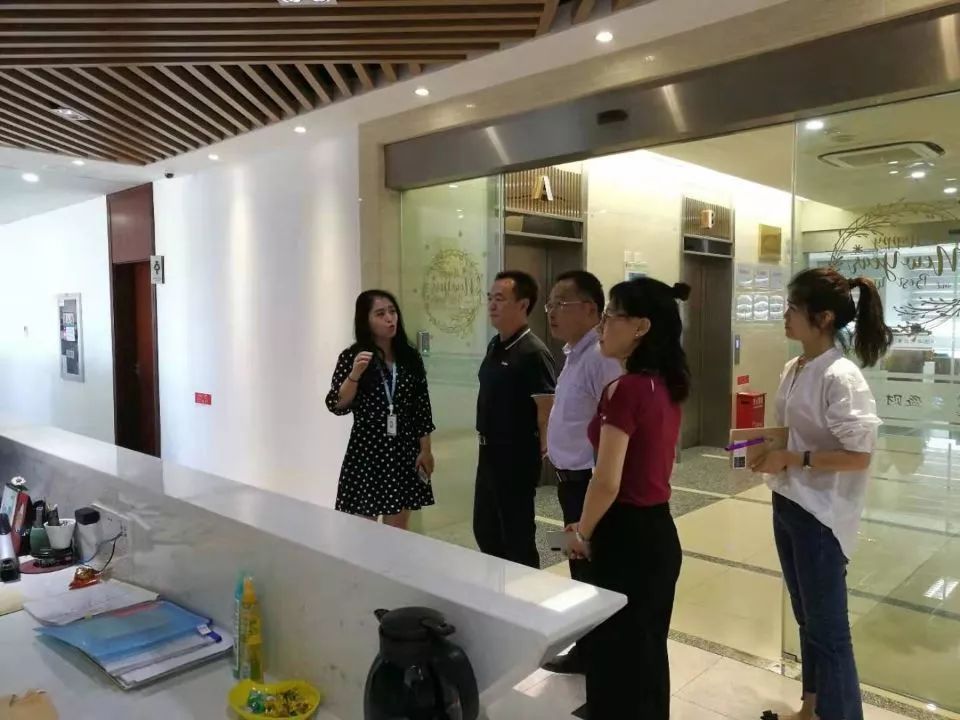 1.区优秀共产党员_html_314532b1.jpg