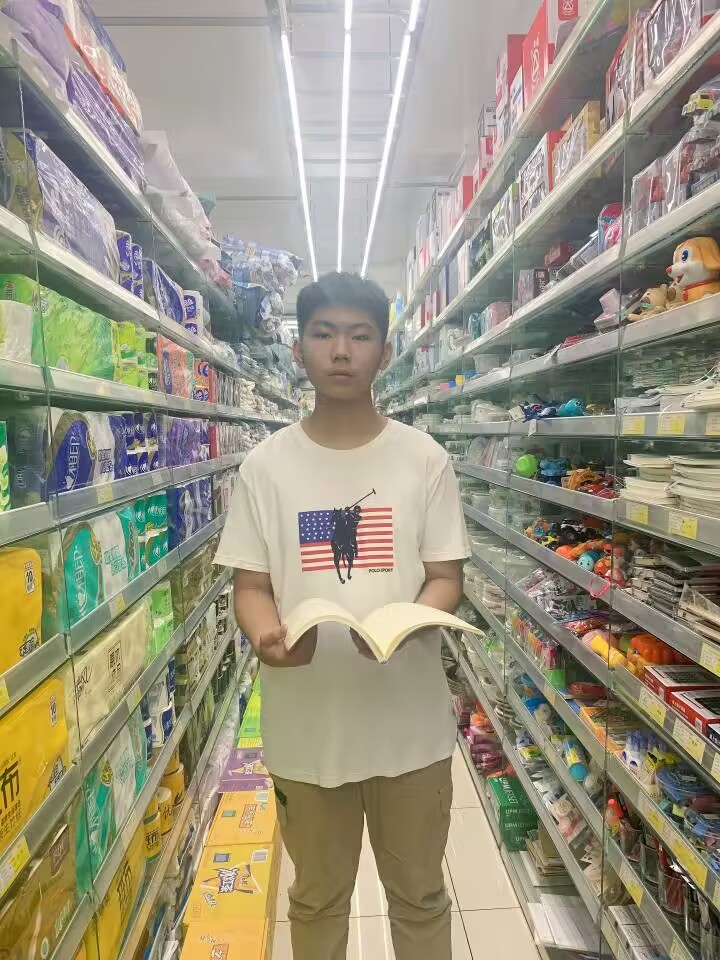 国奖获得者21电子综高1班郑子涵_html_m1f58e1dc.jpg