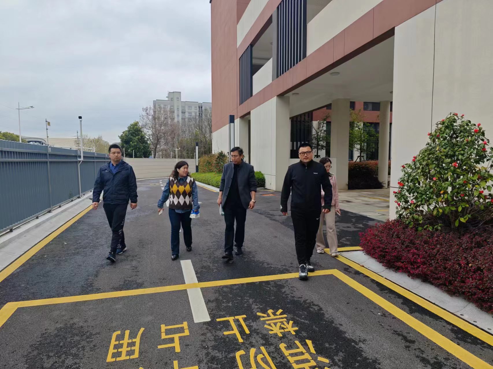4.3清明安全检查新闻稿_html_m40a0165.jpg