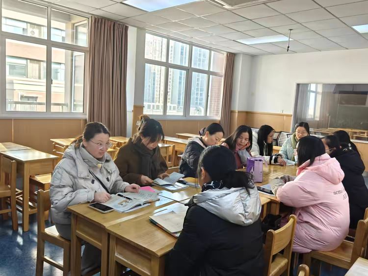 聚焦期末共研共进龙潭20250107164855_html_m407a4c9e.jpg