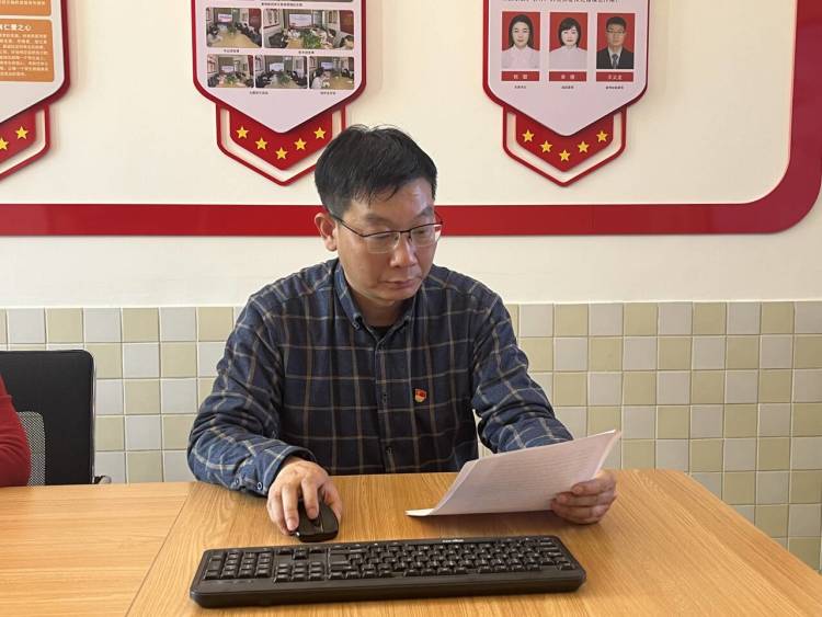 【江畔先锋·冬训活动三】从四方面学习领会中央经济工作会议精神_html_52881bce.jpg
