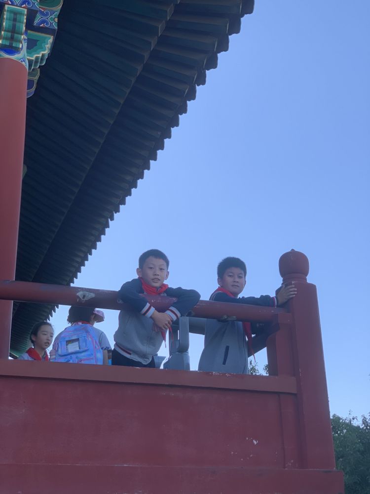 【江畔先锋·团队活动】传承民族文化，阅览江河胜景——龙潭中心小学江畔人家分校秋季社会实践研学活动_html_8bc8780.jpg