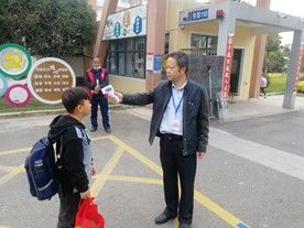 【雅韵先锋】“两在两同”建新功——春风化雨，发挥党员先锋力量