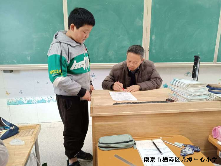 【雅韵先锋·主题党日】春风化雨，发挥党员先锋力量——党员冬训系列（四）