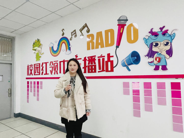 【灵美龙小·德育】龙启新篇 未来可期——龙潭中心小学本部2024春季学期开学典礼_html_m1e510de3.jpg