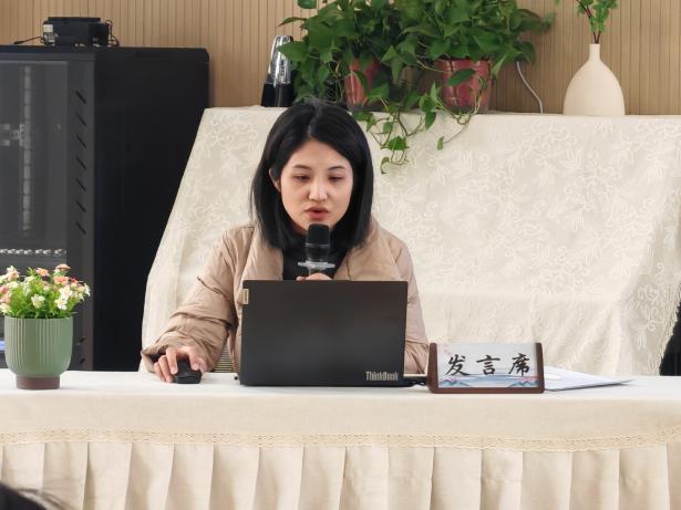 241219深耕细耘结硕果 专家引促成长——记栖霞区教育科学“十四五”规划2021年度立项课题结题论证会活动 马思睿_html_m7ee85b8b.jpg