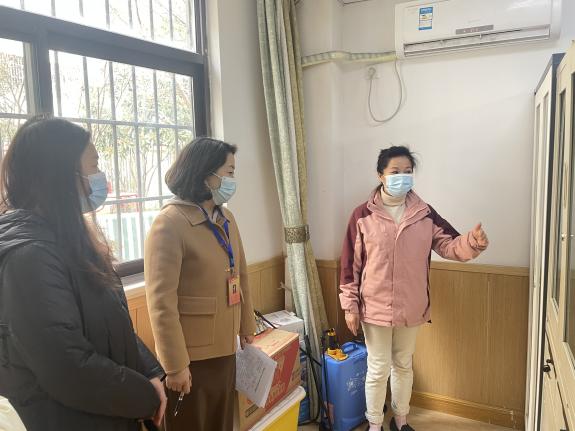 220222督导助前行 安全迎开学——栖霞幼儿园五福园迎接片区责任督导检查_html_m4ea52037.jpg