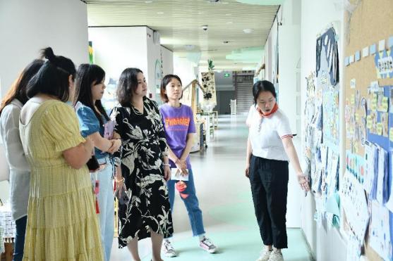 230607以儿童视角 创生动环境——栖霞幼儿园儿童表征墙专项评比活动_html_17c12b8a.jpg