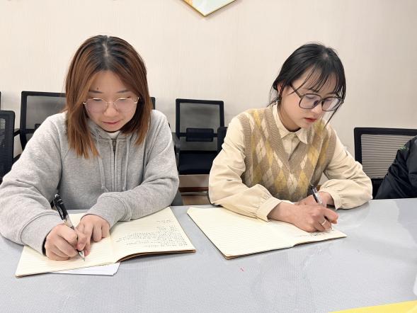 240410看见儿童  有效互动 ——栖霞幼儿园翡翠天悦园栖霞幼儿园翡翠天悦园业务学习活动_html_3a525be3.jpg