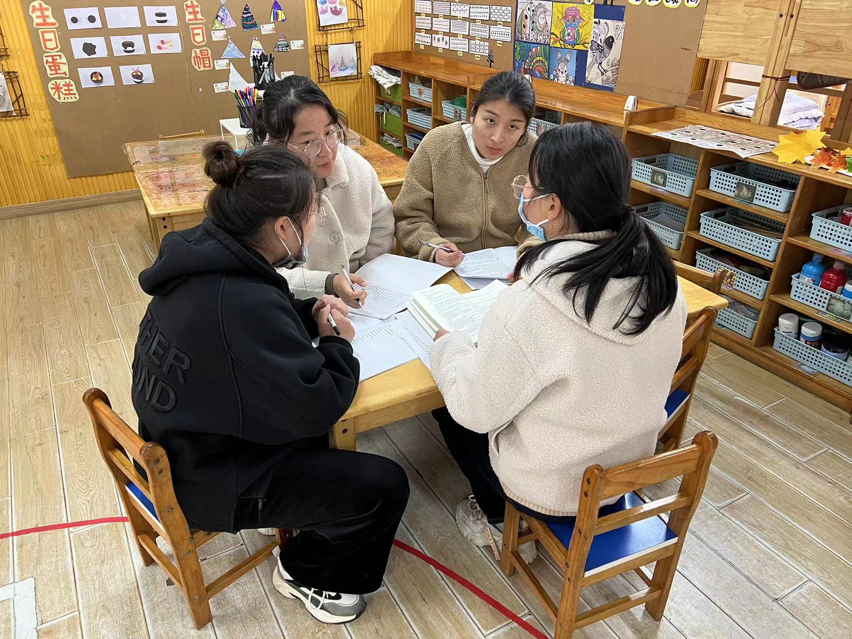  【枫香栖幼】聚焦课程审议 促进儿童发展  ——栖幼红枫园中班年级组课程审议