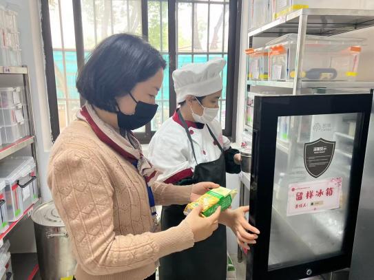 221110督学助力 扎实前行——栖幼五福园迎接十一月督学检查_html_5f3505d3.jpg