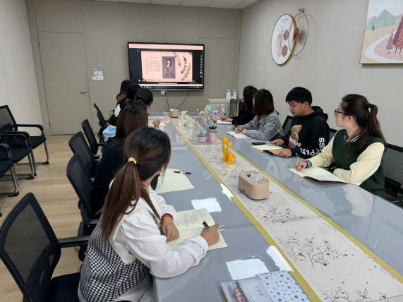 20240423践行教育家精神 守住师德初心——栖霞幼儿园翡翠天悦园师德师风主题学习活动_html_m180e8109.jpg