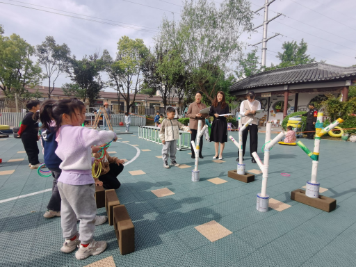 240424巧手为晨锻 快乐伴成长——栖幼五福园自制晨间锻炼器材评比_html_6d429c55.png