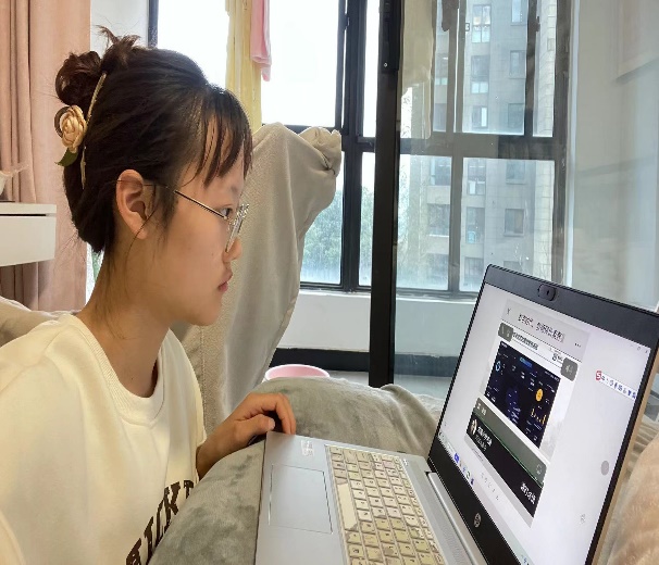 20221126潜心探索 奋力前行————栖霞幼儿园翡翠天悦园教科研云端大讲坛第三十二讲(1)_html_m24100c17.jpg