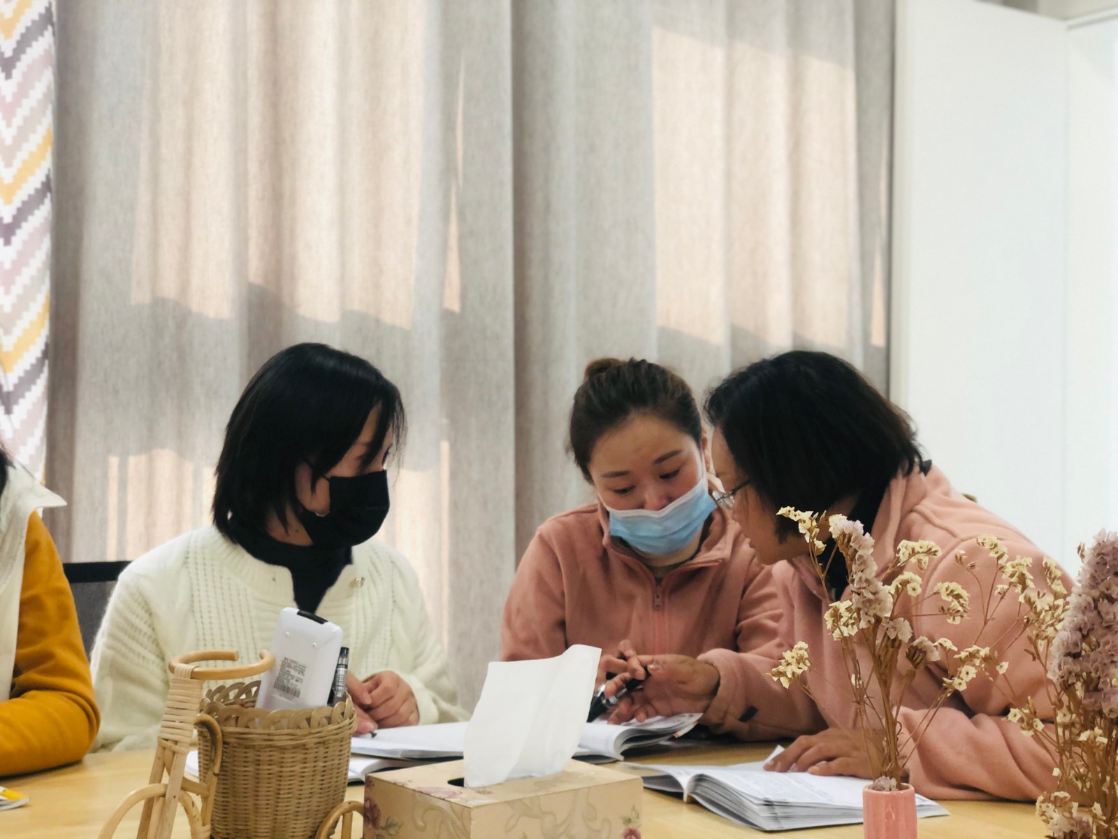 【枫香栖幼】用心观察 有效记录  ——栖霞幼儿园翡翠天域园业务培训之观察记录撰写培训