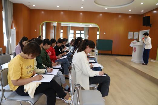 230419心暖花开 赋能启航——栖霞幼儿园心理健康讲座活动_html_62e1ef20.jpg