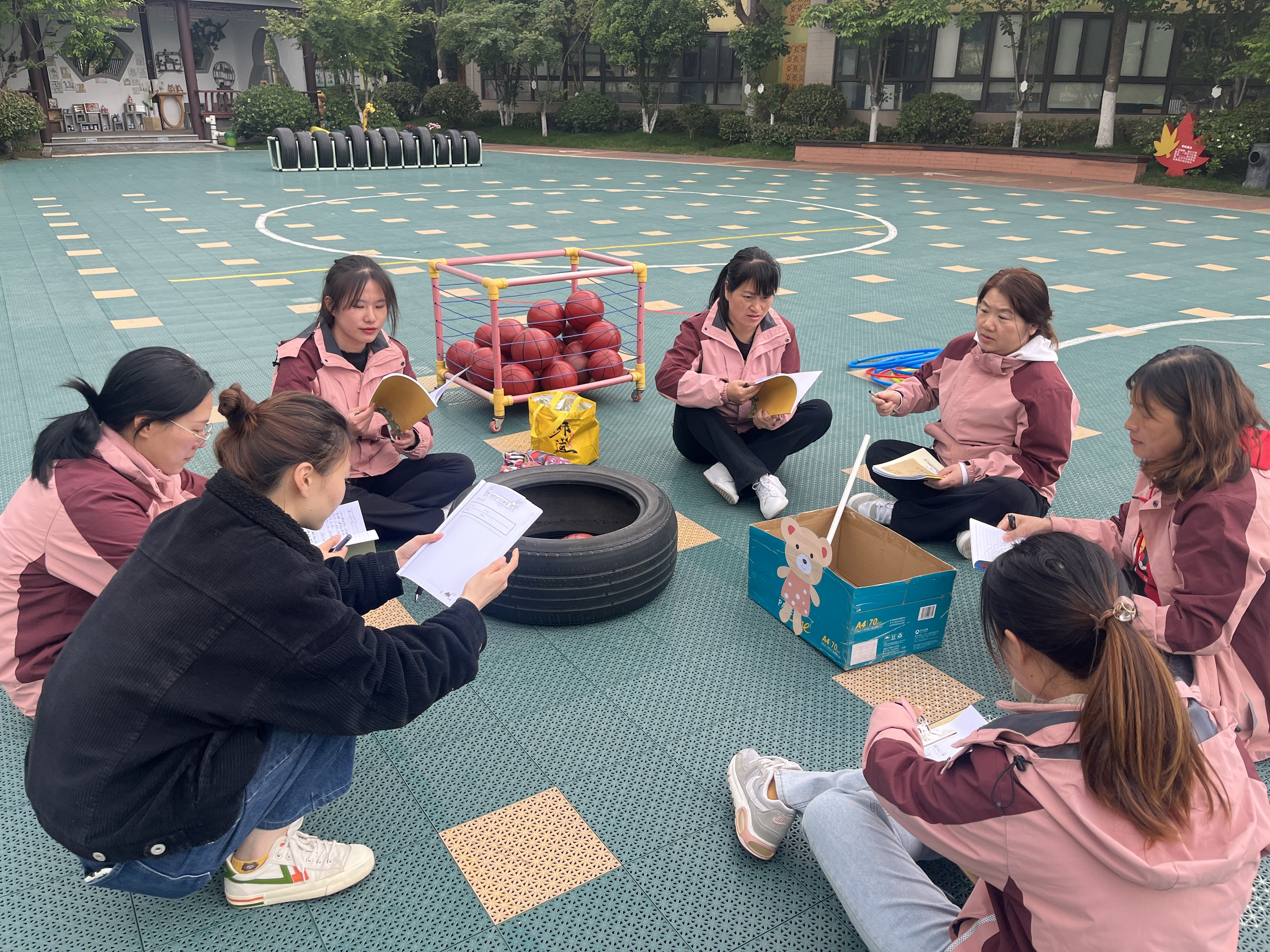 【枫香栖幼】玩转材料 健康成长  ——栖幼五福园健康领域组教研活动（六）