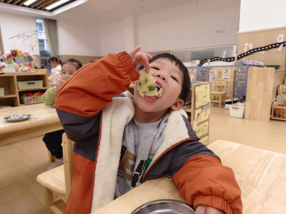 251030霜降添味 食育润心——栖霞幼儿园云栖园十月食融百味活动 陈思琪_html_26dd6b3b.jpg