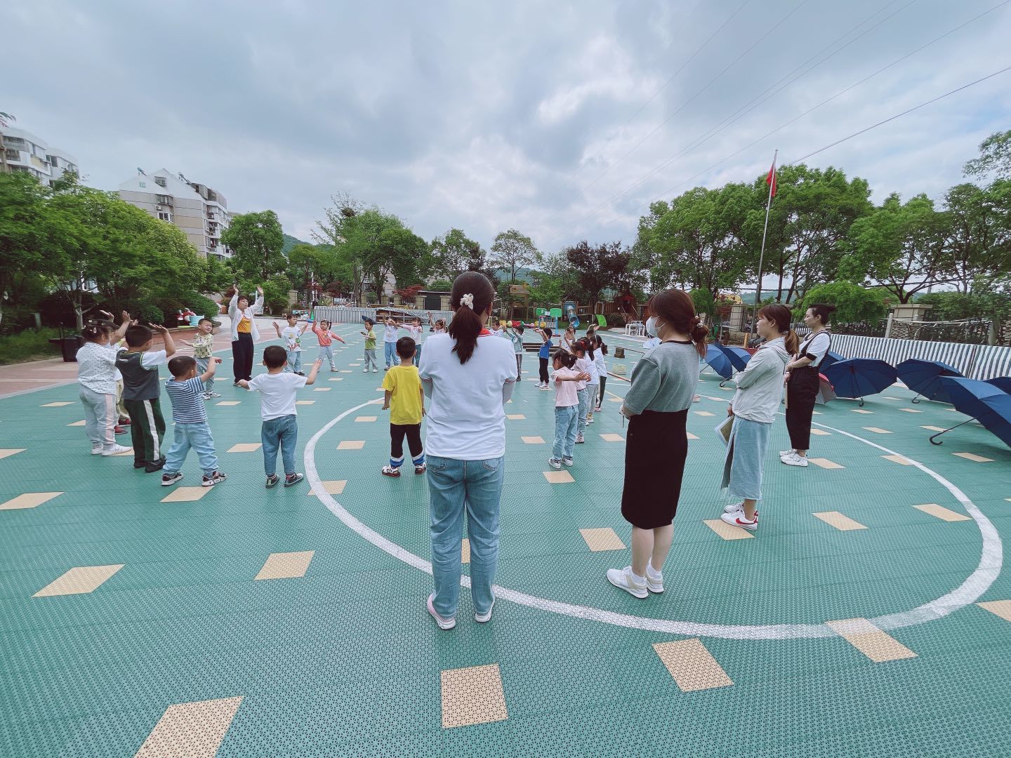 220523童心童梦 童趣童乐——栖幼五福园健康领域组教研活动_html_859d70.jpg