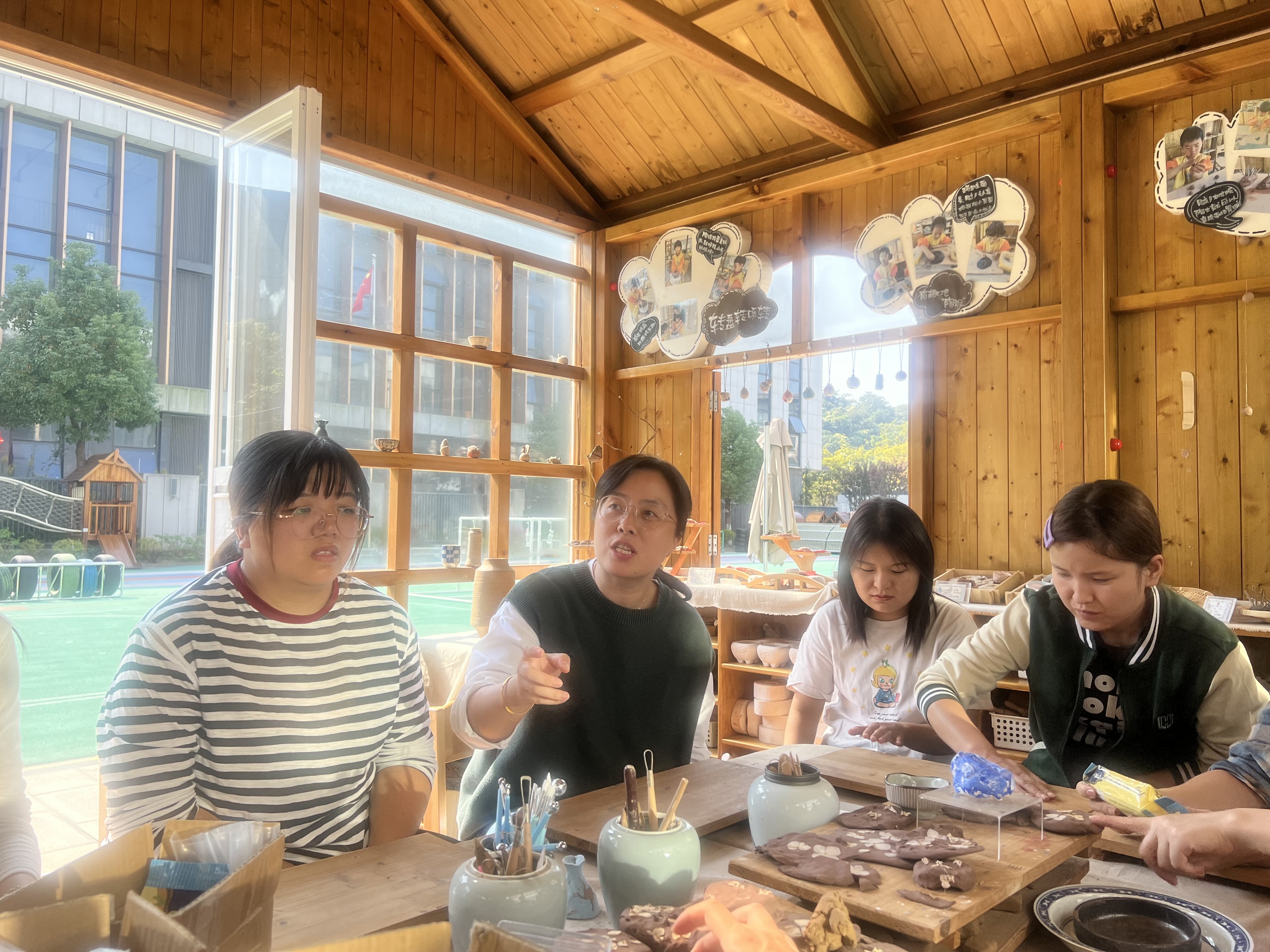 【枫香栖幼】我手塑我心 童心齐飞扬  ——栖霞幼儿园翡翠天域园游戏教研组