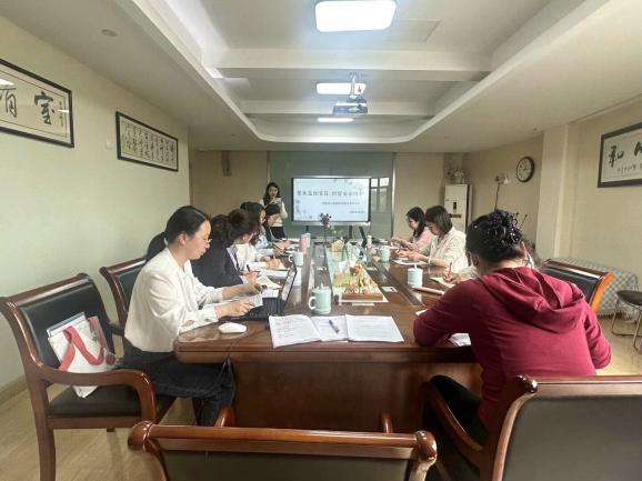 聚焦监控盲区  织密安全防护 ——栖霞幼儿园4月后勤教研活动(1)(1)_html_6ccd3c9d.jpg