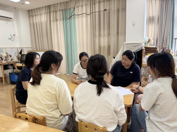 250603慧聚课程审议 童趣探索前行——栖霞幼儿园翡翠天域园中班年级组课程审议组活动_html_51ad90d8.jpg