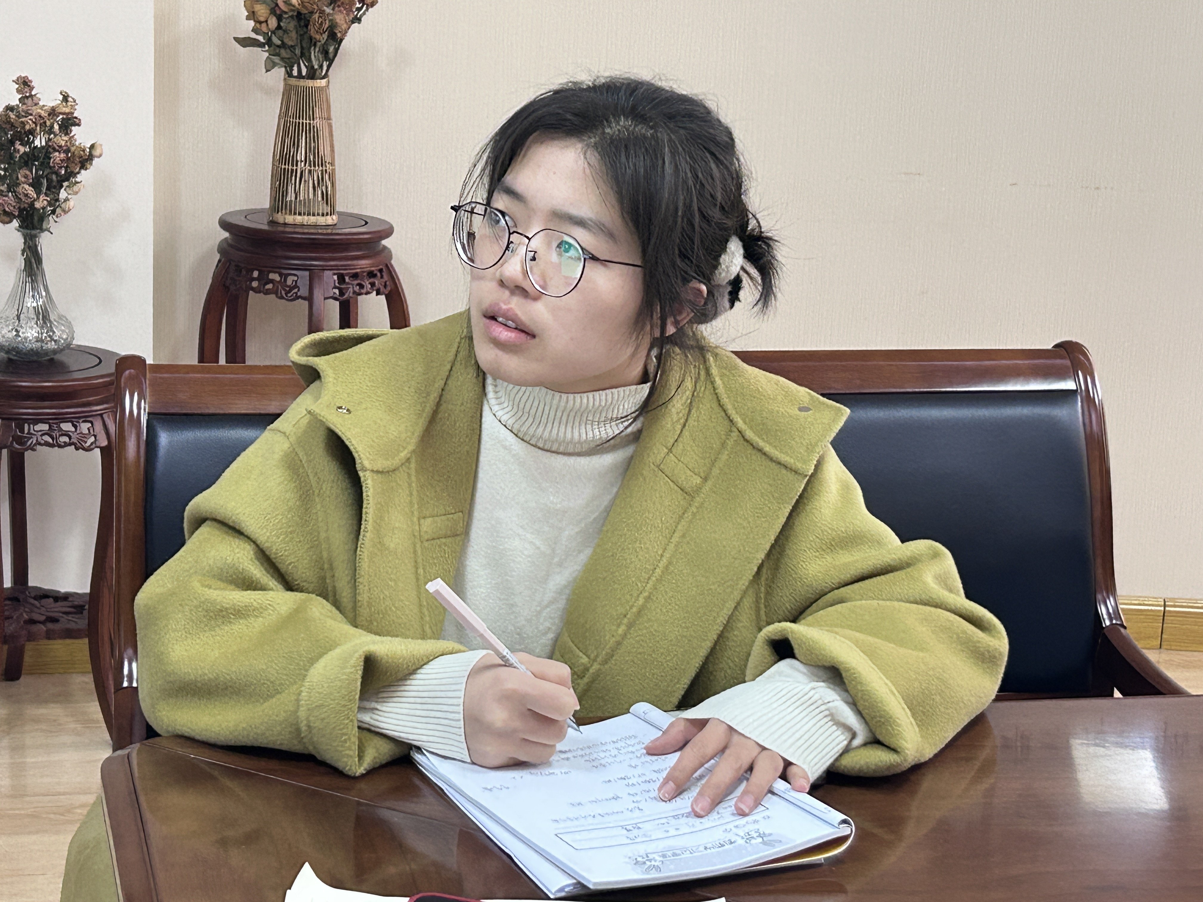 230327关注幼儿表征 助推幼儿发展——栖霞幼儿园五福园教师业务学习之基本功培训_html_m3606ecb0.jpg