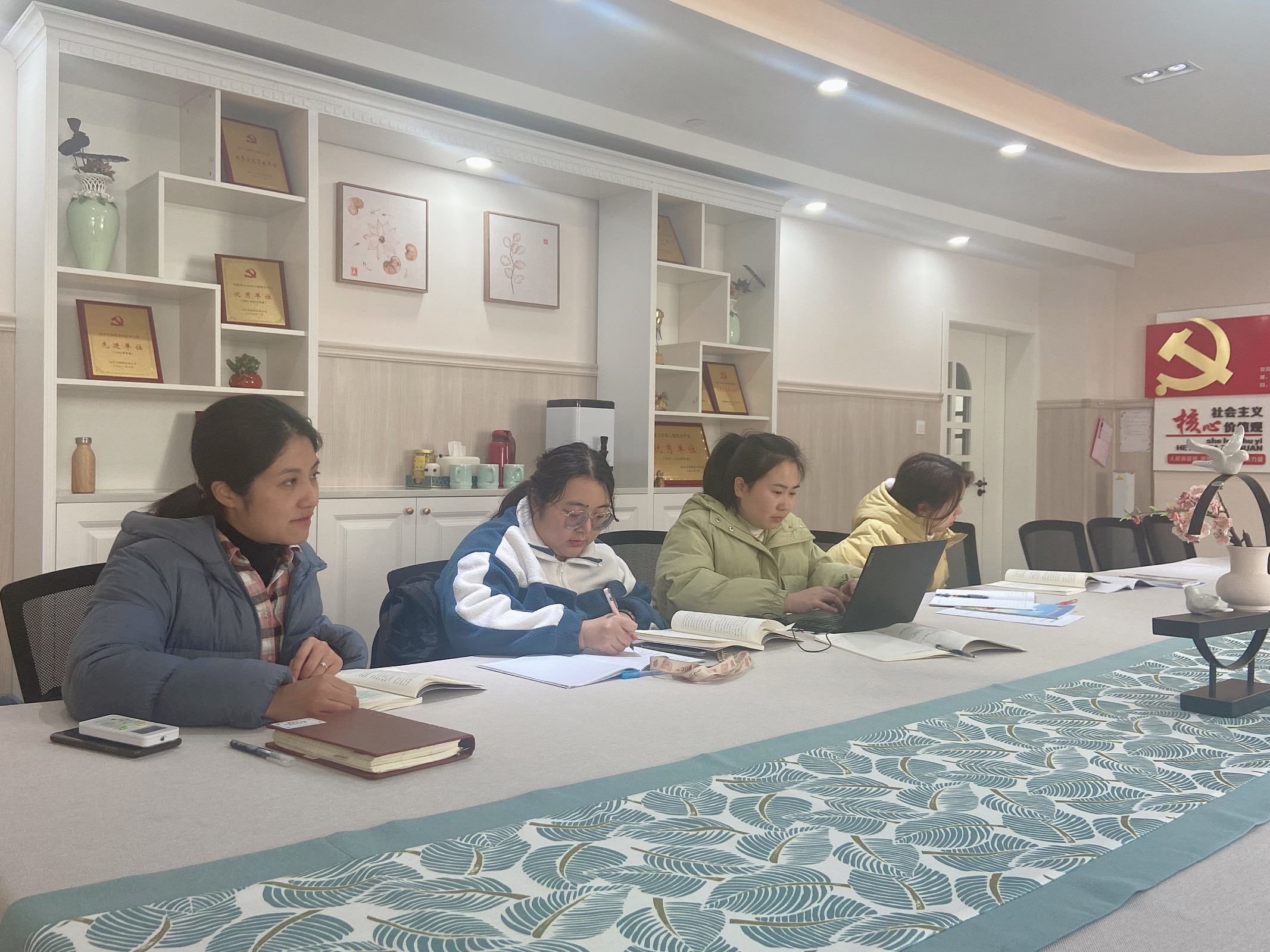 【枫香栖幼】紧扣幼儿兴趣 优化班本课程  ——记栖幼石埠湾园年级组课程审议活动