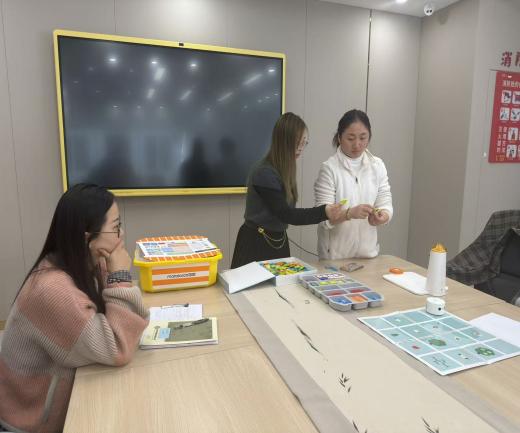 251105AI赋能教学 助力教师成长——栖霞幼儿园云栖园园本研训活动李娟_html_m5d249f58.jpg