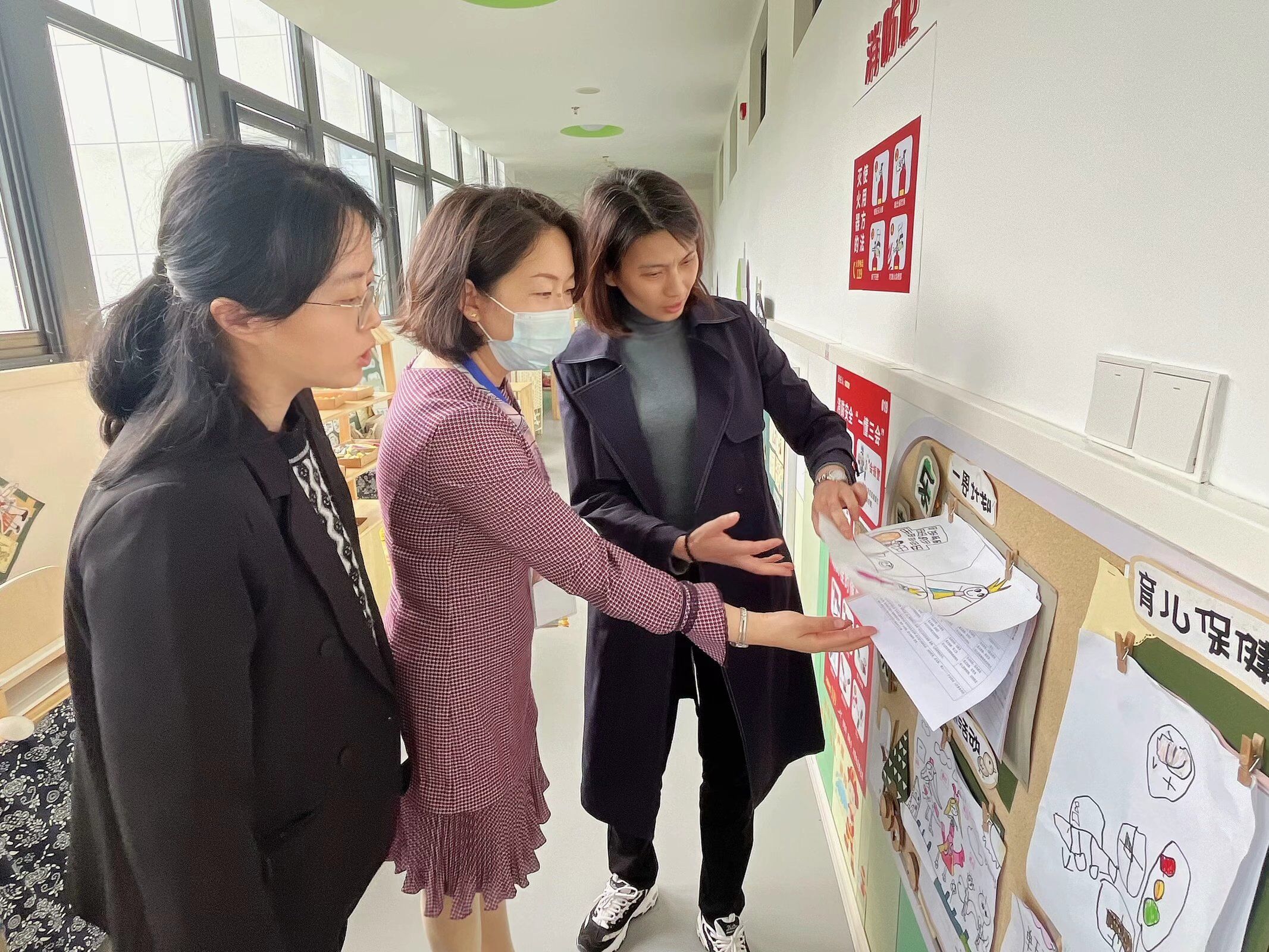 【枫香栖幼】迎督学检查 助幼小衔接  ——栖霞幼儿园翡翠天域园迎接区督学五月工作检查