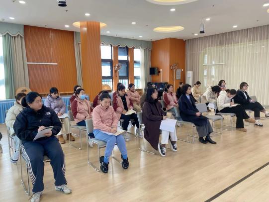 241203学前有法 育幼于行——栖幼翡翠天域园《中华人民共和国学前教育法》学习解读_html_m2d3e0710.jpg