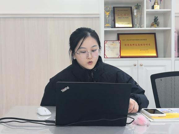 241211以材料为媒介 支持幼儿游戏——栖霞幼儿园石埠湾园园本研训活动（五）_html_m1bf9fd06.jpg
