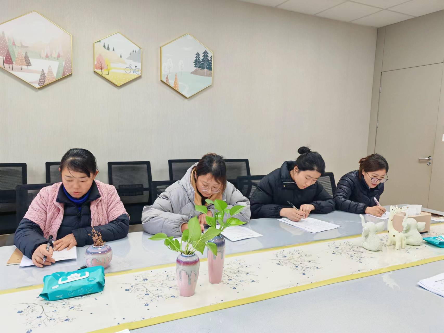 20240118每“食”每刻 安全护航——记栖霞幼儿园翡翠天悦园食堂安全主题活动 栖霞幼儿园 孙姗姗_html_m5548a227.jpg