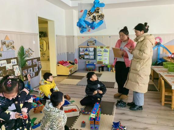 240110聚焦建构“研”续成长——栖霞幼儿园石埠湾园游戏教研组活动_html_5387fcbd.jpg
