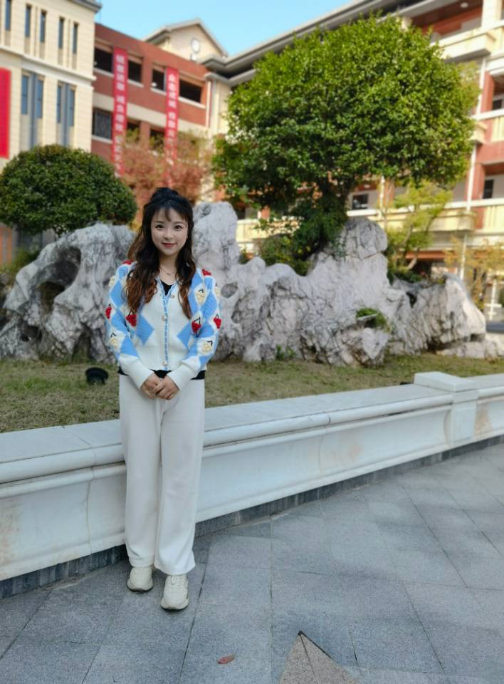 【湖畔·先锋示范】教学先进个人风采展示（11）_html_5f9451b6.jpg