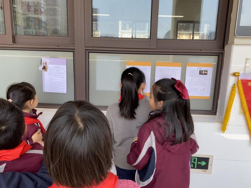 【湖畔·先锋示范】教学先进个人风采展示（12）_html_7ce7bfd9.jpg