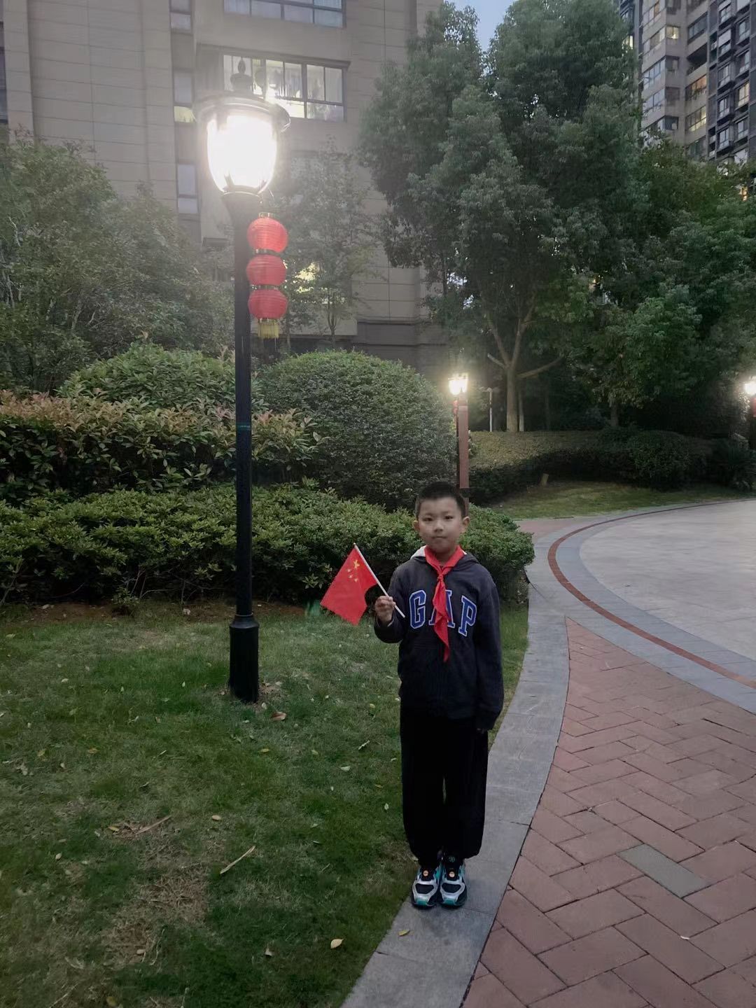 【博学广志】喜迎二十大，童心庆华诞——记金陵小学广志路校区三年级国庆节主题特色活动_html_m5c9972c3.jpg