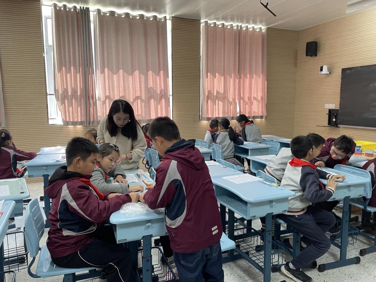 【博学广志】锐意进取 奋楫笃行——金陵小学广志路校区数学组基于儿童立场的理学单教学实践（四）_html_3aedfa33.jpg