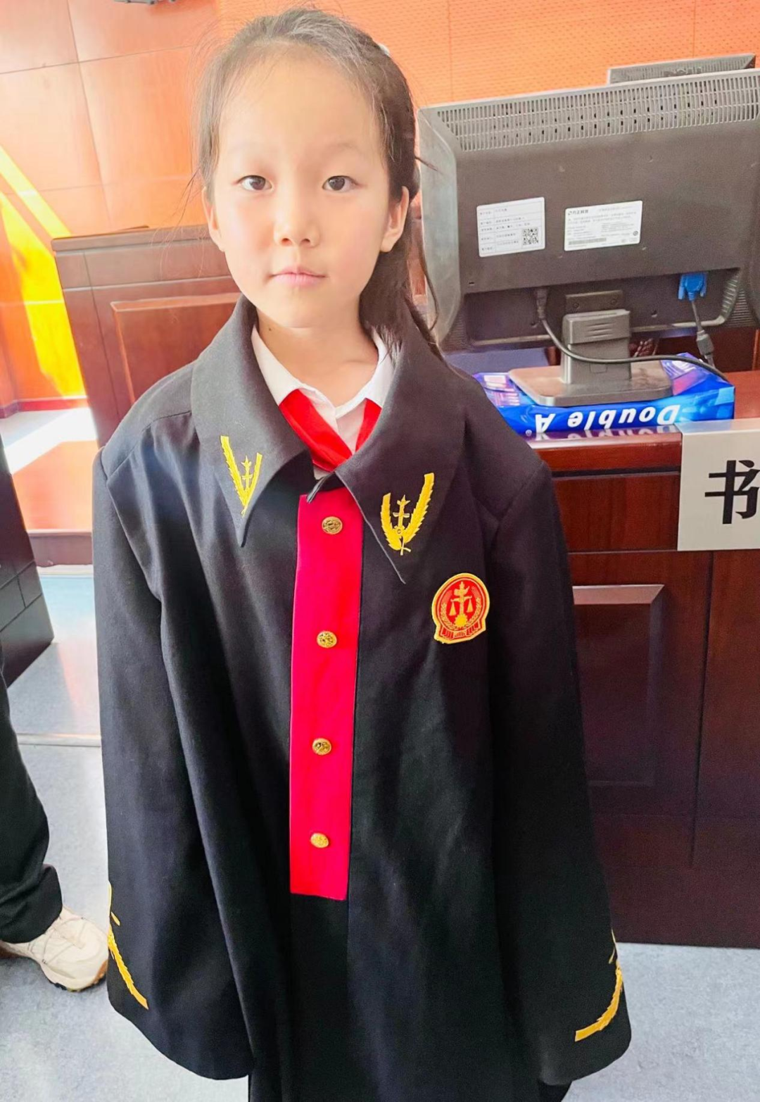 为了推进青少年法治宣传教育深入开展_html_m5cbd7855.png