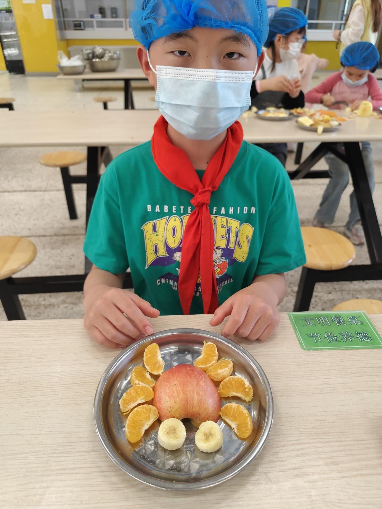巧手铸匠心 技能展风采_html_49b5963f.jpg