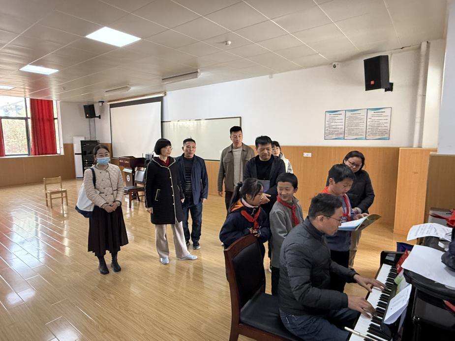 【湖畔·队伍建设】融合创新促均衡，双研赋能提质效——金陵小学集团三月教学例会_html_4c8ca528.jpg