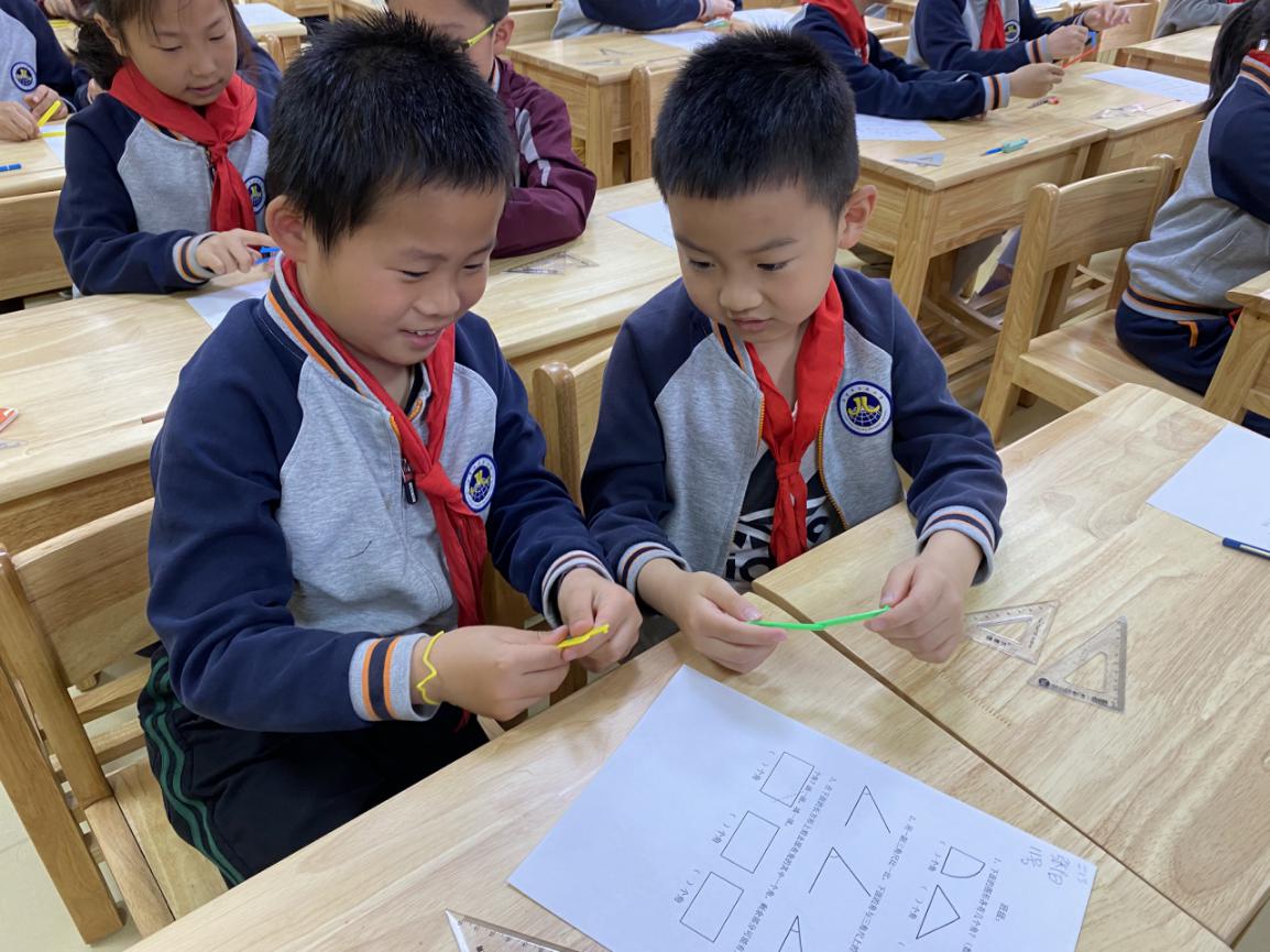 【湖畔光影】数学校本研修之课例研讨（123）_html_m2870e63b.jpg
