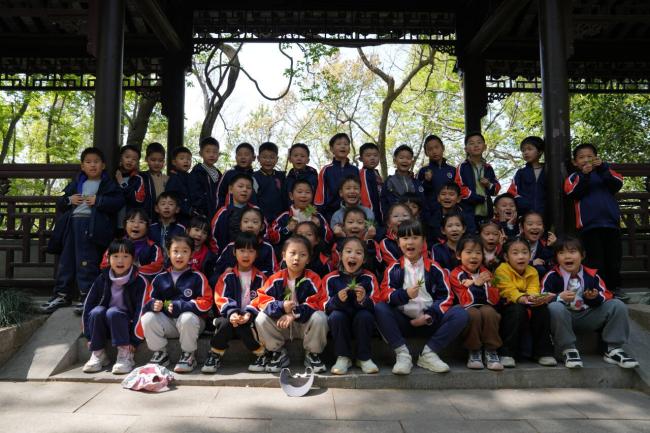 【湖畔·学生活动】春日寻芳 童心飞扬——金陵小学（仙林湖校区）一年级春季综合实践活动_html_m7d9111dc.jpg