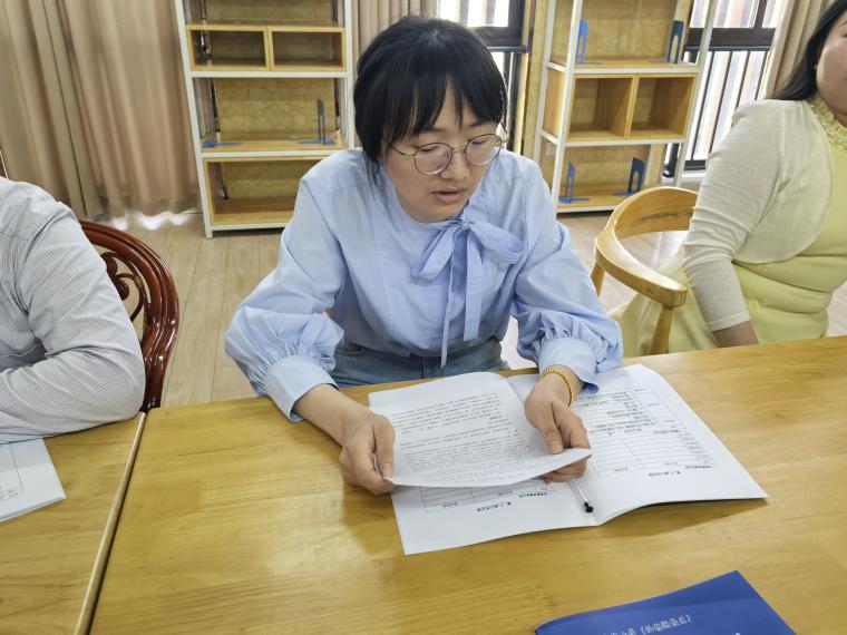 【湖畔·德育研习】以爱护航毕业季 用心浇筑成长路——六年级班主任工作会议_html_6aa96bda.jpg