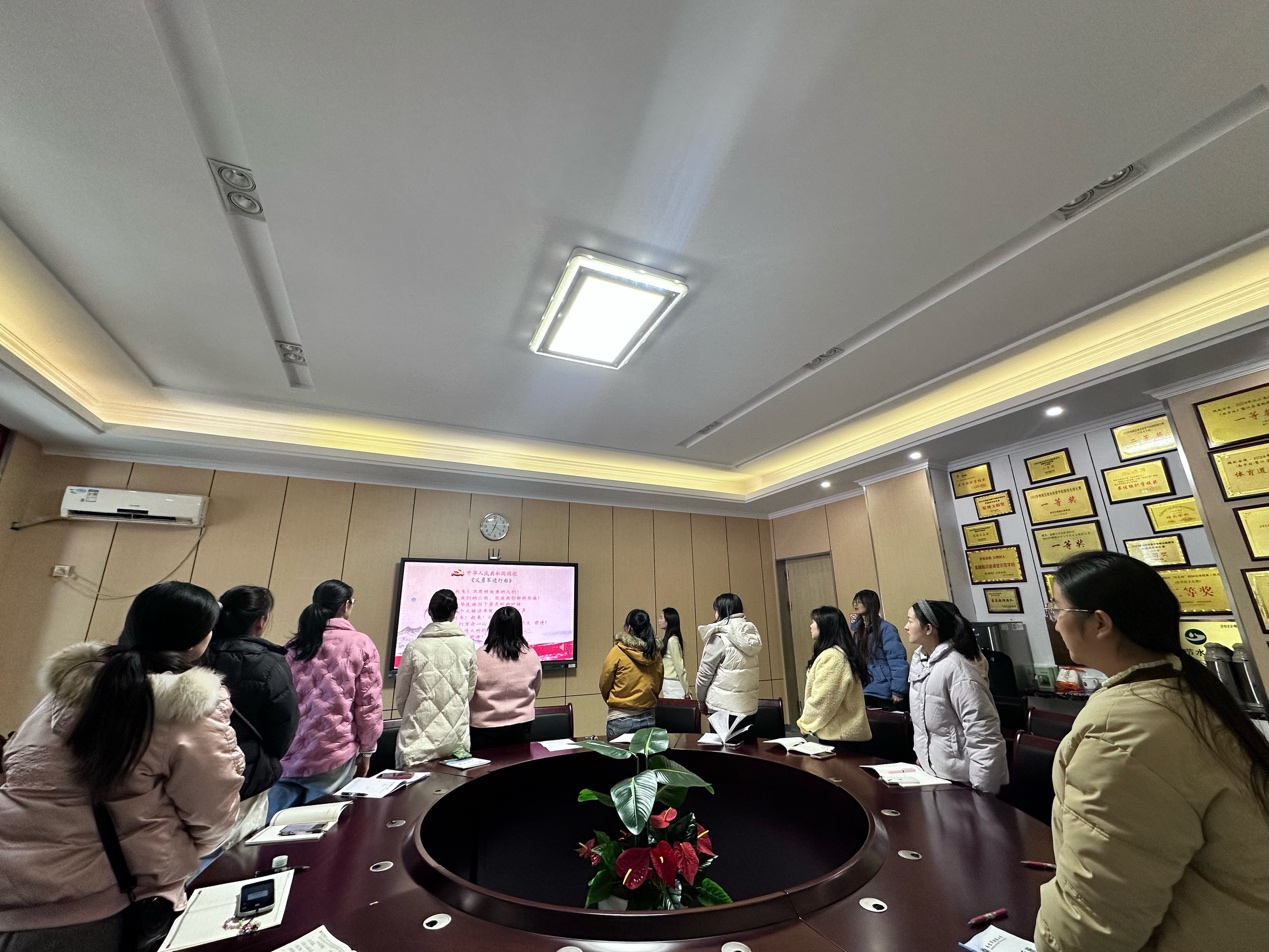 【湖畔•先锋示范】深学全会精神 赓续红色血脉 ——南京市金陵小学仙林湖校区第一党支部主题党日_html_52cdd37.jpg