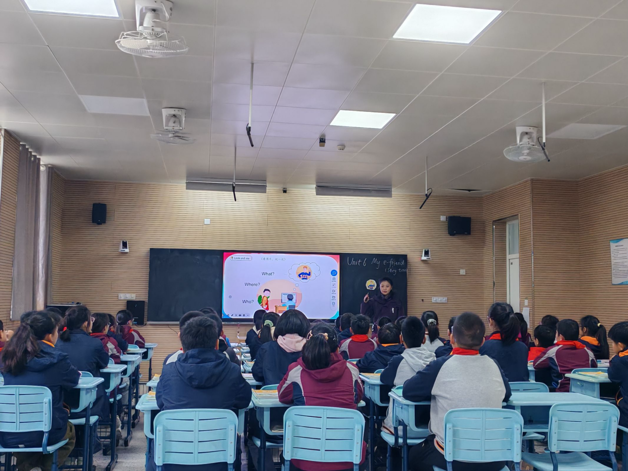 【博学广志】语篇巧融绘本 凸显主题意义—金陵小学（广志路校区）英语组校本研修活动（四）_html_m78255a5a.png