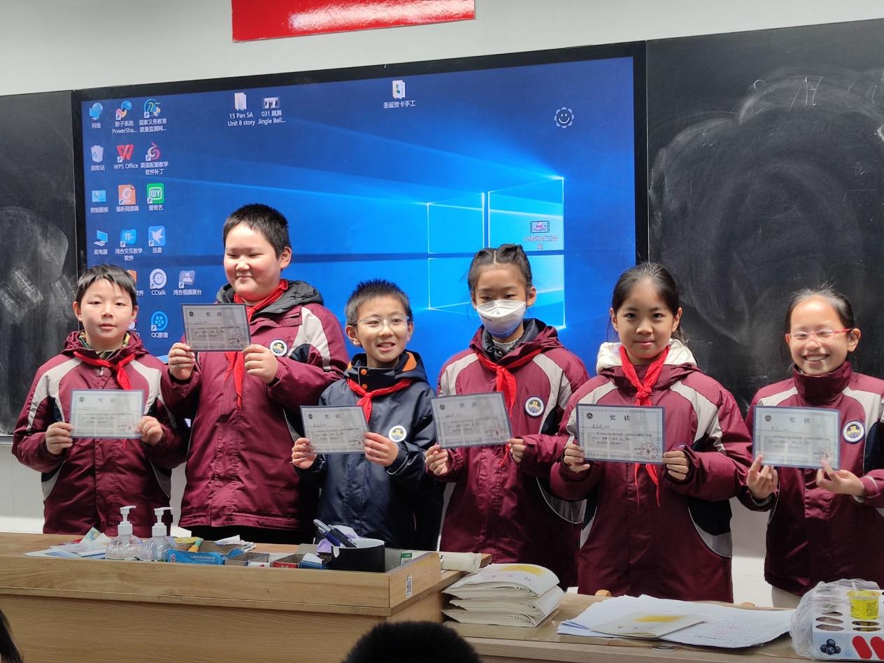 【博学广志】“讲”出智慧 “题”炼精彩——金陵小学广志路校区五年级“讲题小达人”数学单项竞赛_html_m3a5e55f7.jpg